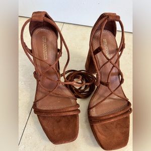 Stradivarius Velvet sandals platform